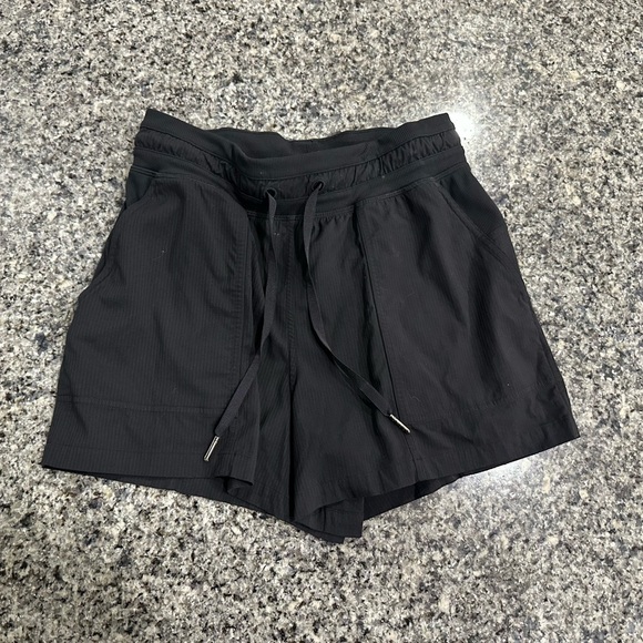 Lululemon Dance Studio High-Rise Short 3.5"
Black - Picture 1 of 5
